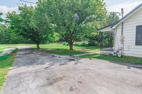 Tiny photo for 2700 Hwy Tennessee 116, Caryville, TN 37714 (MLS # 1357632)