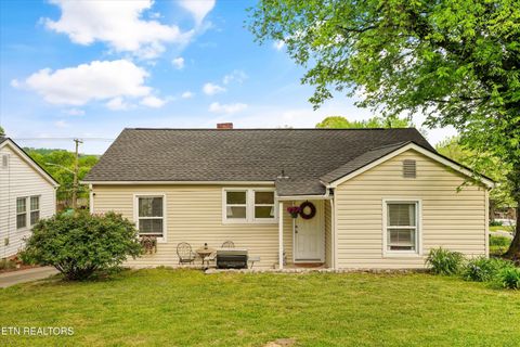Tiny photo for 2704 Forestdale Ave, Knoxville, TN 37917 (MLS # 1337775)