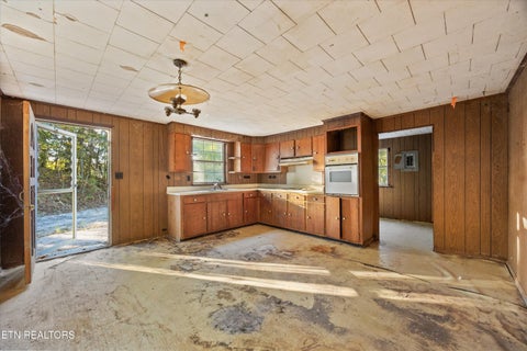 Tiny photo for 693 Hassler Mill Rd, Harriman, TN 37748 (MLS # 1357371)