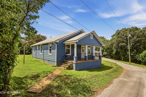 Photo of 507 Pine Top St, Loudon, TN 37774 (MLS # 1349337)