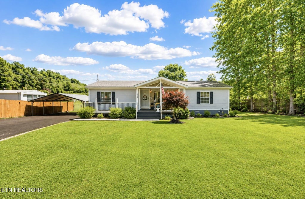 Photo of 634 Nursery Rd #634, Dandridge, TN 37725 (MLS # 1339276)
