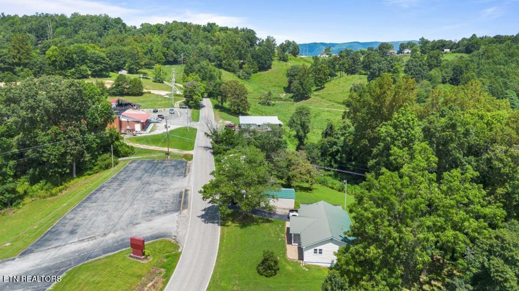 Photo of 2473 Long Hollow Rd, LaFollette, TN 37766 (MLS # 1310744)