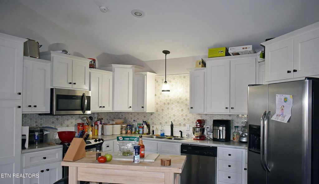 Photo of 404 Cardwell Drive, Tazewell, TN 37879 (MLS # 1257625)