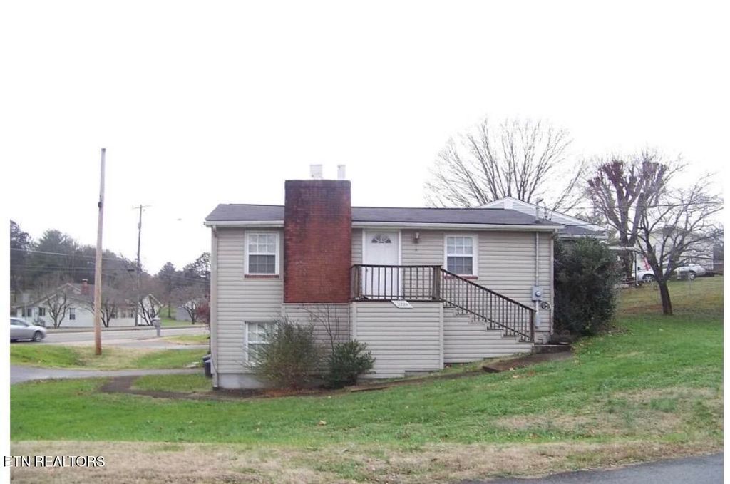 Photo of 2225 NW Madison Rd, Knoxville, TN 37912 (MLS # 1331690)