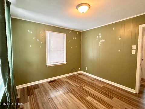 Tiny photo for 2638 Summitt Ave, Knoxville, TN 37917 (MLS # 1328333)