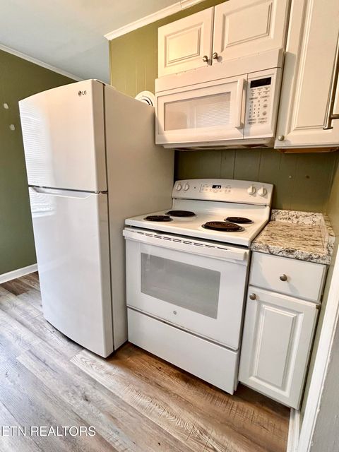 Tiny photo for 2638 Summitt Ave, Knoxville, TN 37917 (MLS # 1328333)