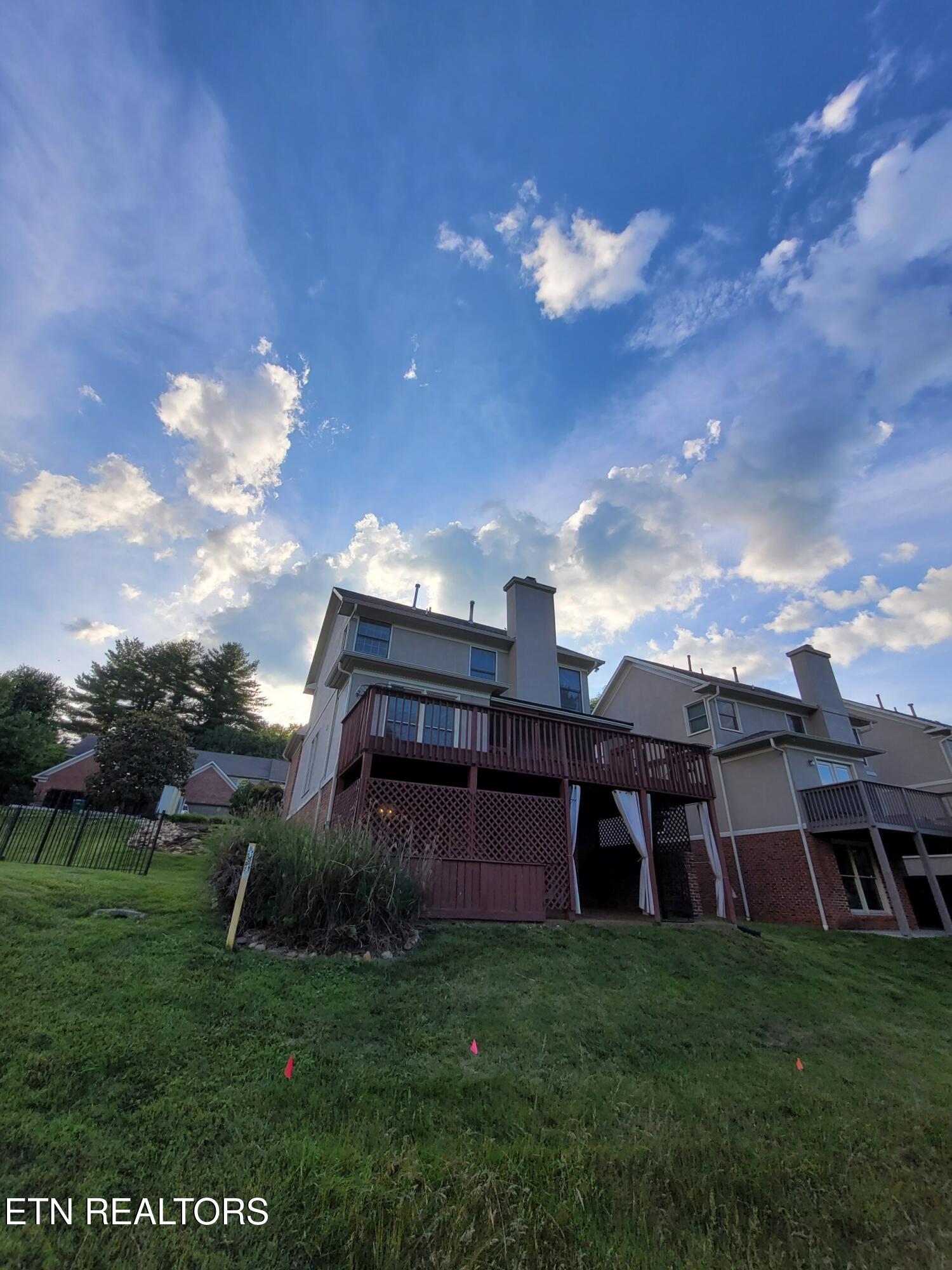 8542 Oxford Drive