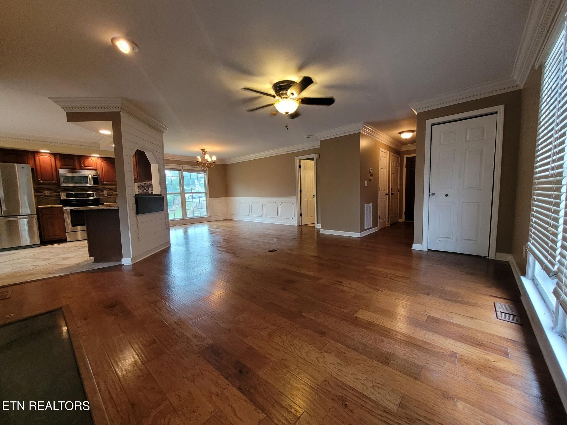 8542 Oxford Drive