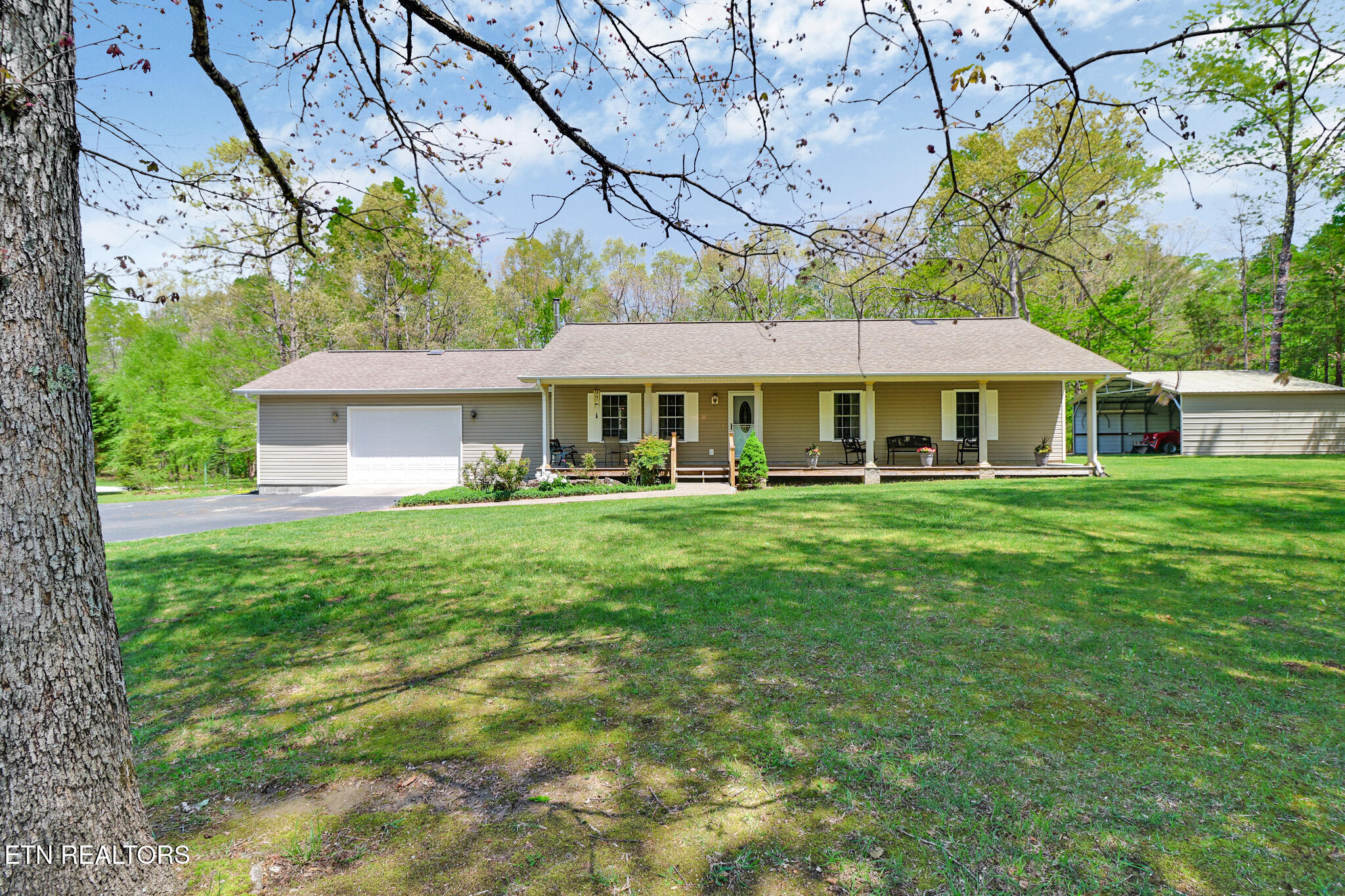 Listing image 1