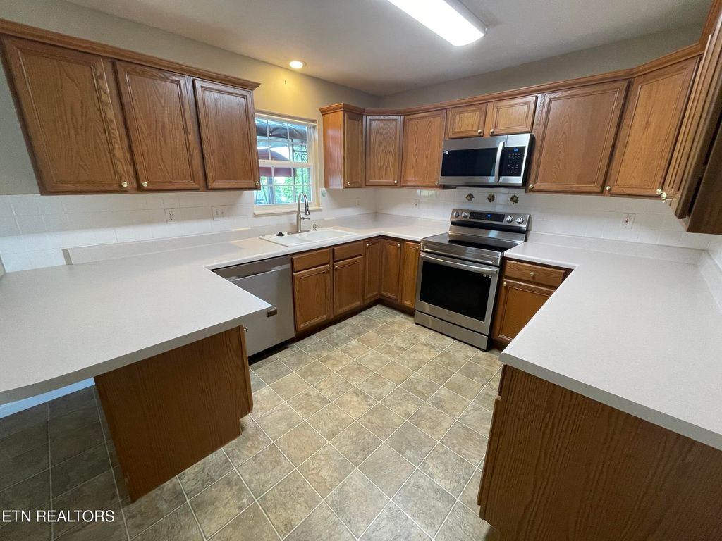 Photo of 125 Hartland Drive, Madisonville, TN 37354 (MLS # 1308565)