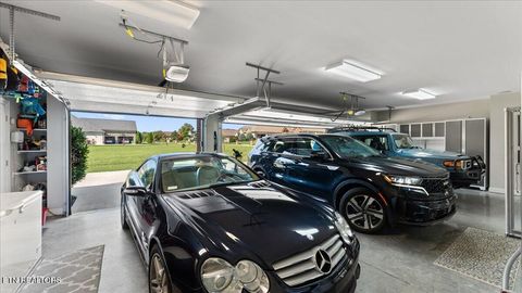 Tiny photo for 3725 Promontory Point, Louisville, TN 37777 (MLS # 1325054)