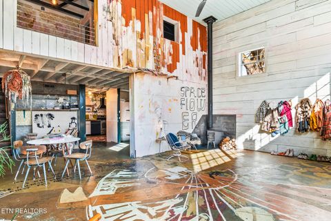 Tiny photo for 1241 Armstrong Ave, Knoxville, TN 37917 (MLS # 1323176)