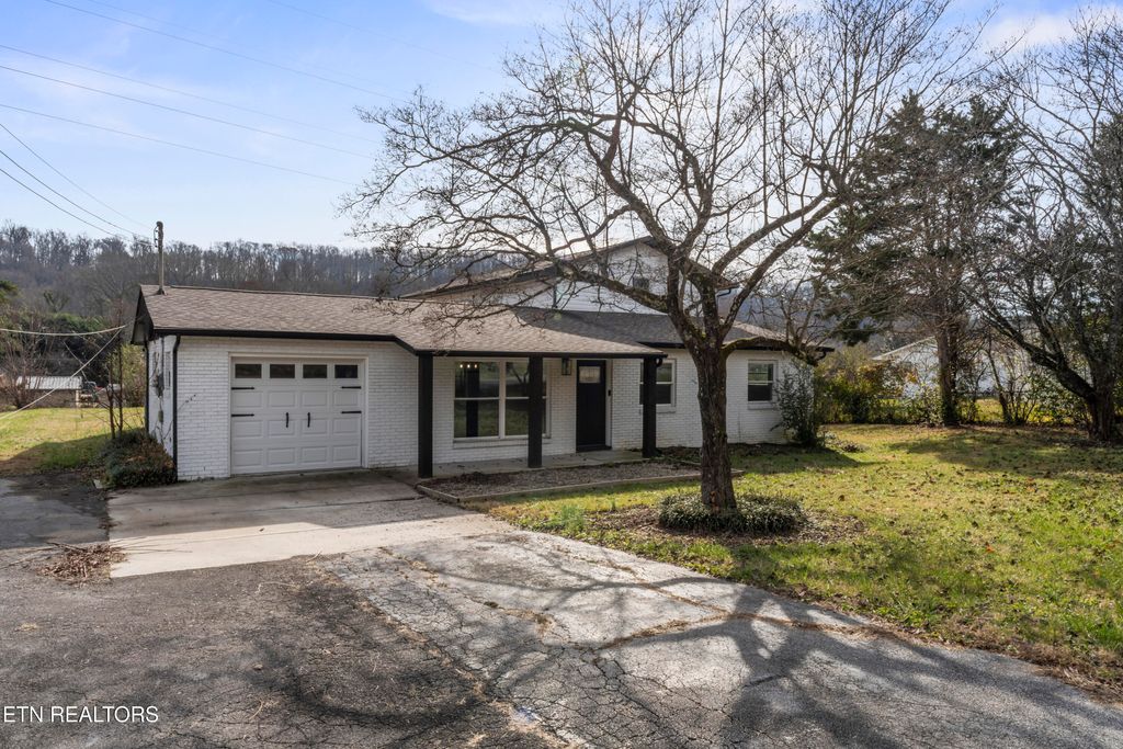 Photo of 4216 Foley Dr Drive, Knoxville, TN 37918 (MLS # 1324337)