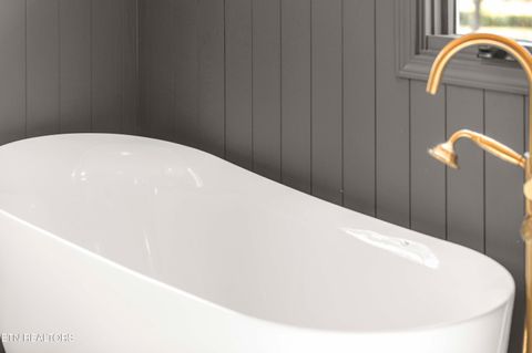 Tiny photo for 465 W Hillvale Turn, Knoxville, TN 37919 (MLS # 1327588)