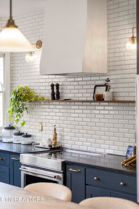 Tiny photo for 465 W Hillvale Turn, Knoxville, TN 37919 (MLS # 1327588)