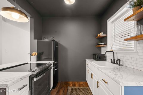 Tiny photo for 465 W Hillvale Turn, Knoxville, TN 37919 (MLS # 1327588)