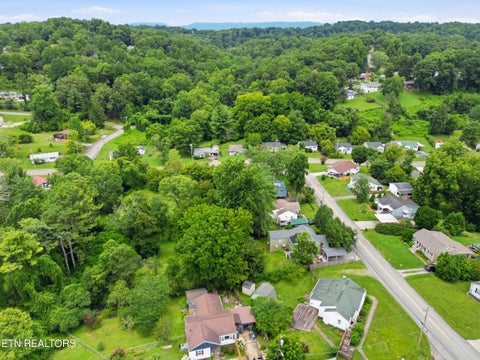 Tiny photo for 121 Salem Rd, Oak Ridge, TN 37830 (MLS # 1349512)