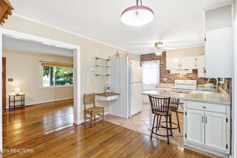 Tiny photo for 121 Salem Rd, Oak Ridge, TN 37830 (MLS # 1349512)