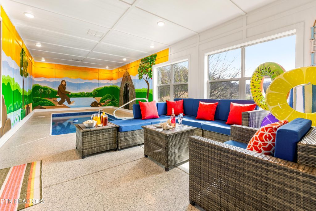 Photo of 3805 Twilight Way, Pigeon Forge, TN 37863 (MLS # 1334940)