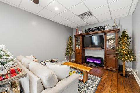 Tiny photo for 639 S Arch Rock Drive, Sevierville, TN 37876 (MLS # 1324417)