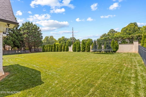 Tiny photo for 10632 Lakecove Way, Knoxville, TN 37922 (MLS # 1347185)