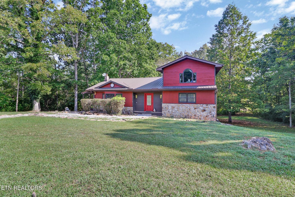 Photo of 252 Old Homestead Hwy, Crossville, TN 38555 (MLS # 1359236)