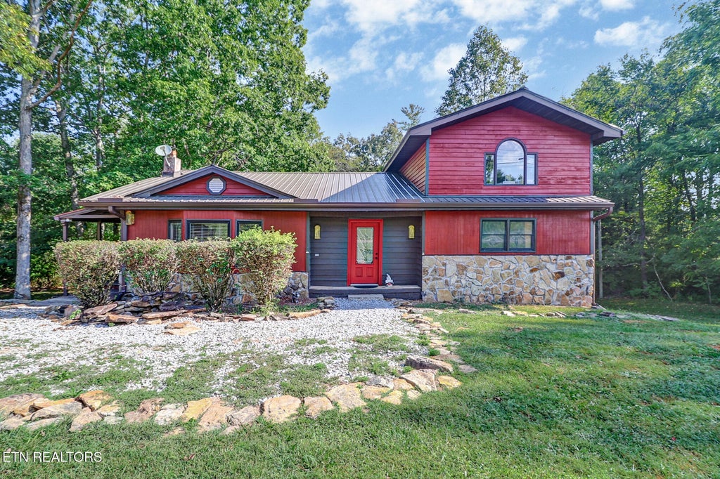 Photo of 252 Old Homestead Hwy, Crossville, TN 38555 (MLS # 1359236)