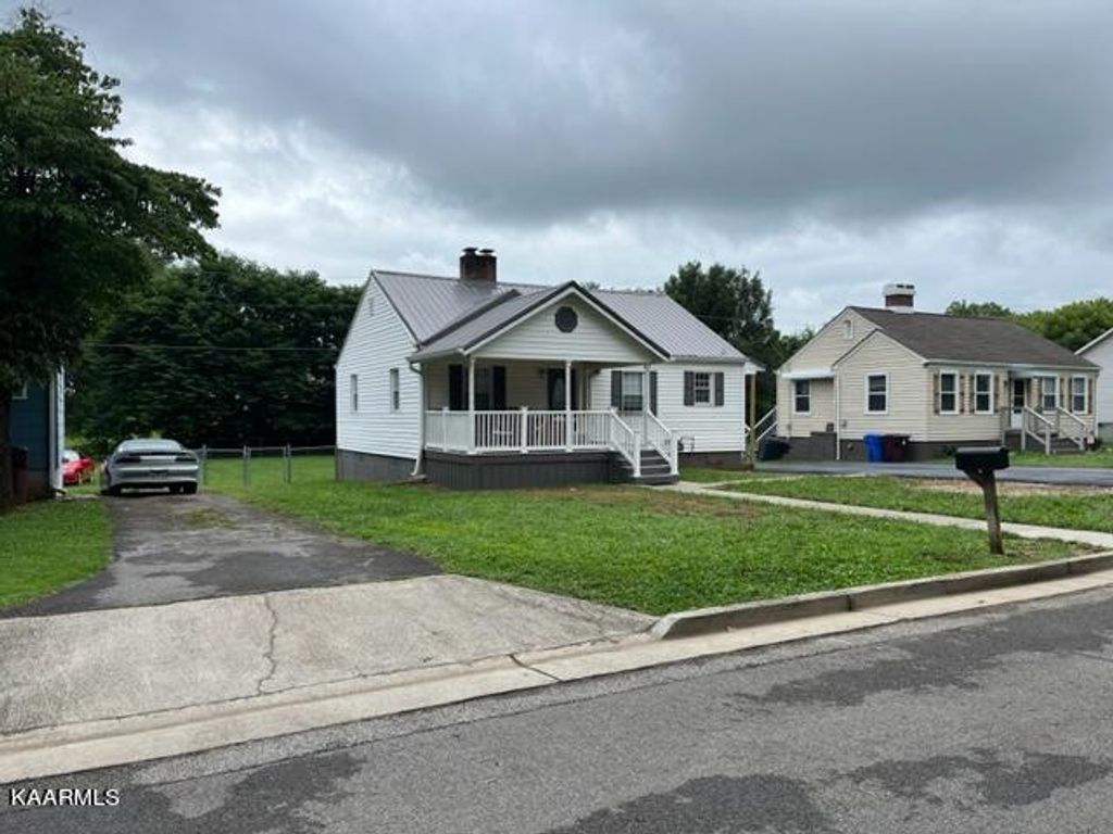 Photo of 1106 Grant St, Alcoa, TN 37701 (MLS # 1237195)