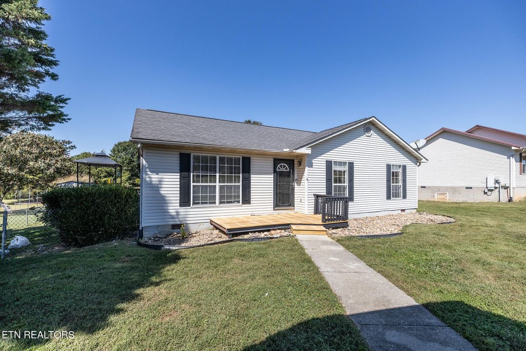 Photo of 285 Vernie Lee Rd, Friendsville, TN 37737 (MLS # 1317556)