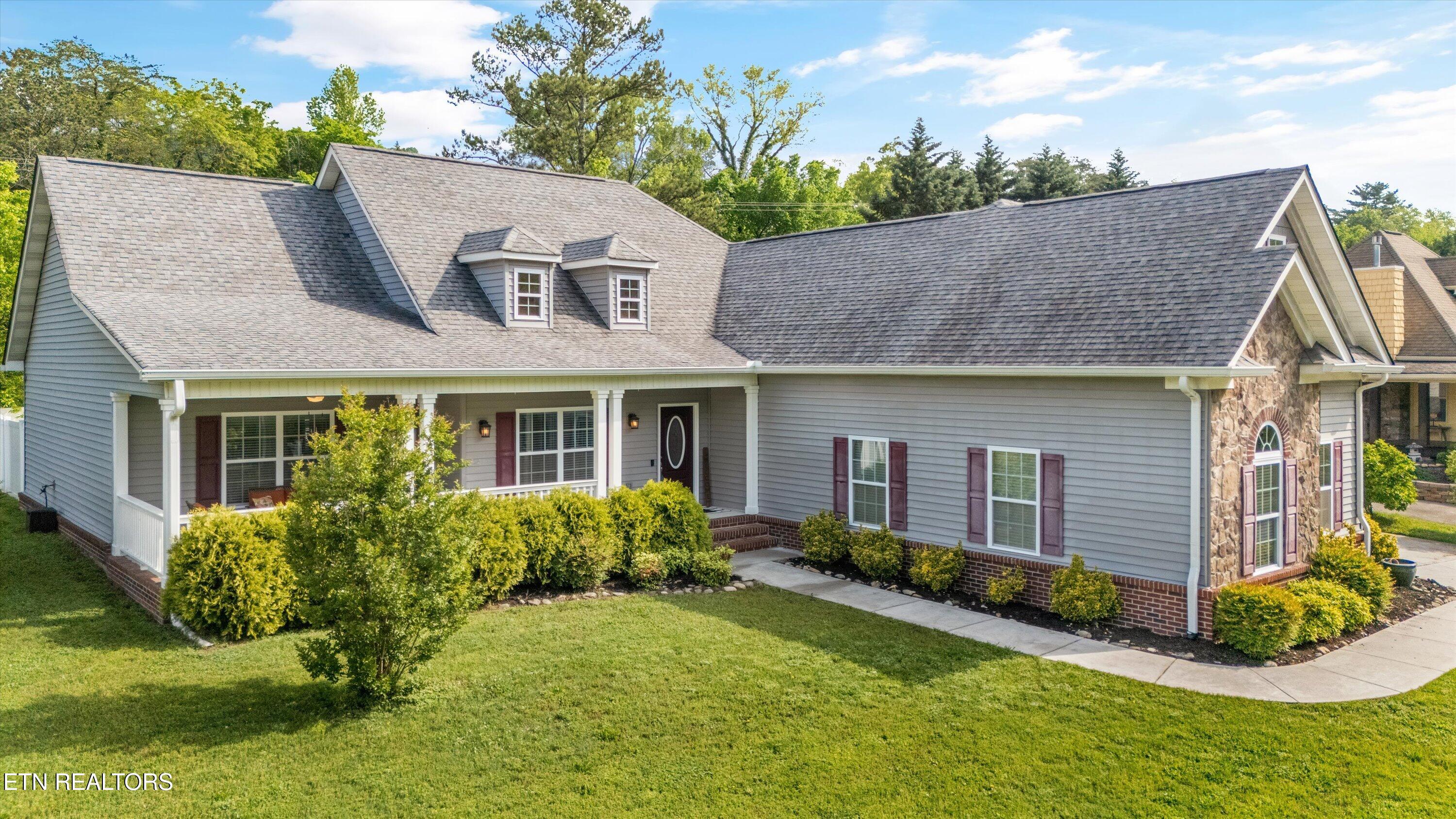 105 Cascade Lane