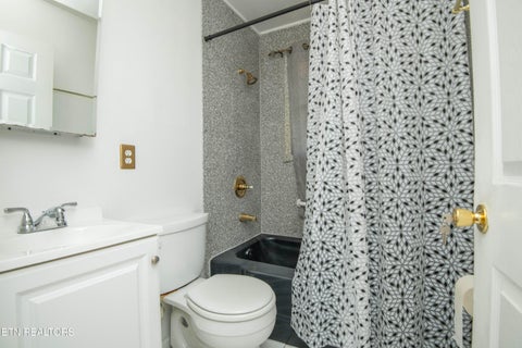 Tiny photo for 237 S Dillard Ave, Oak Ridge, TN 37830 (MLS # 1354223)