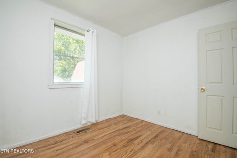 Tiny photo for 237 S Dillard Ave, Oak Ridge, TN 37830 (MLS # 1354223)