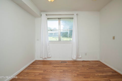 Tiny photo for 237 S Dillard Ave, Oak Ridge, TN 37830 (MLS # 1354223)