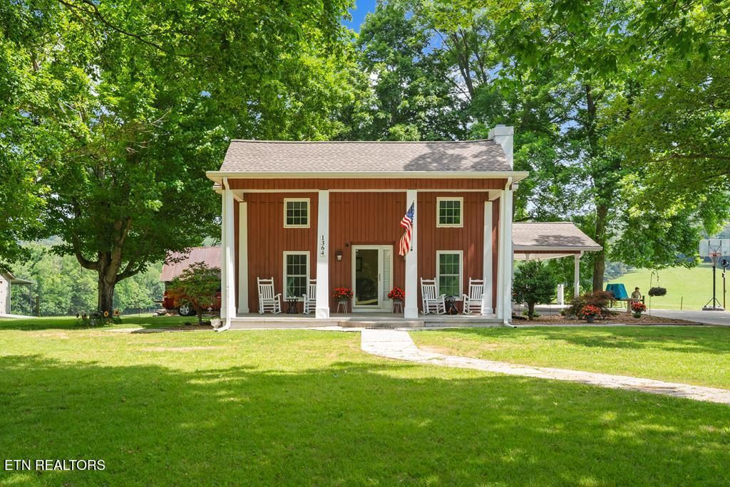 Photo of 1364 Country Club Rd, Sparta, TN 38583 (MLS # 1320491)