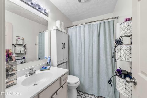 Tiny photo for 181 Kaysprings Circle, Jacksboro, TN 37757 (MLS # 1347261)