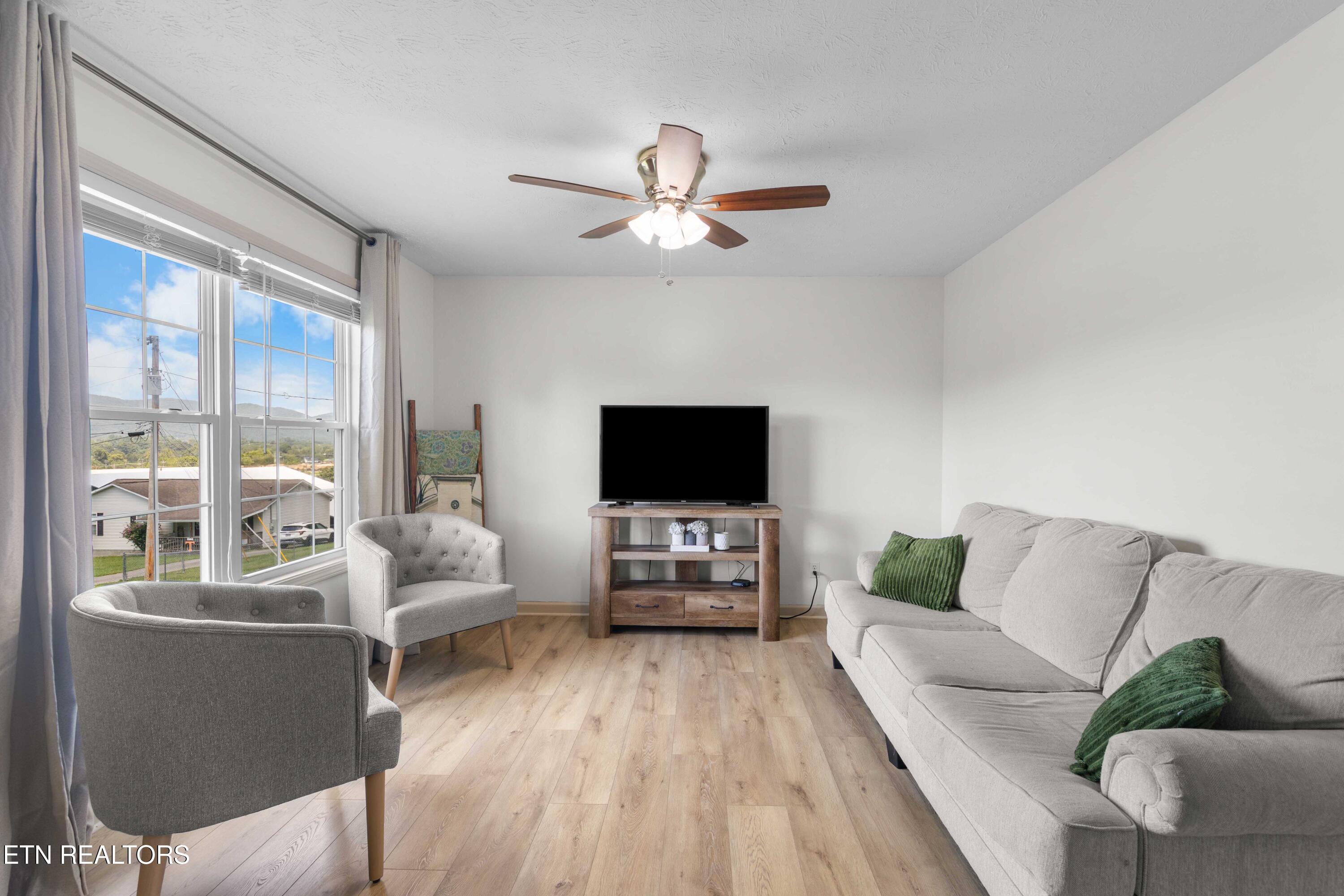 181 Kaysprings Circle