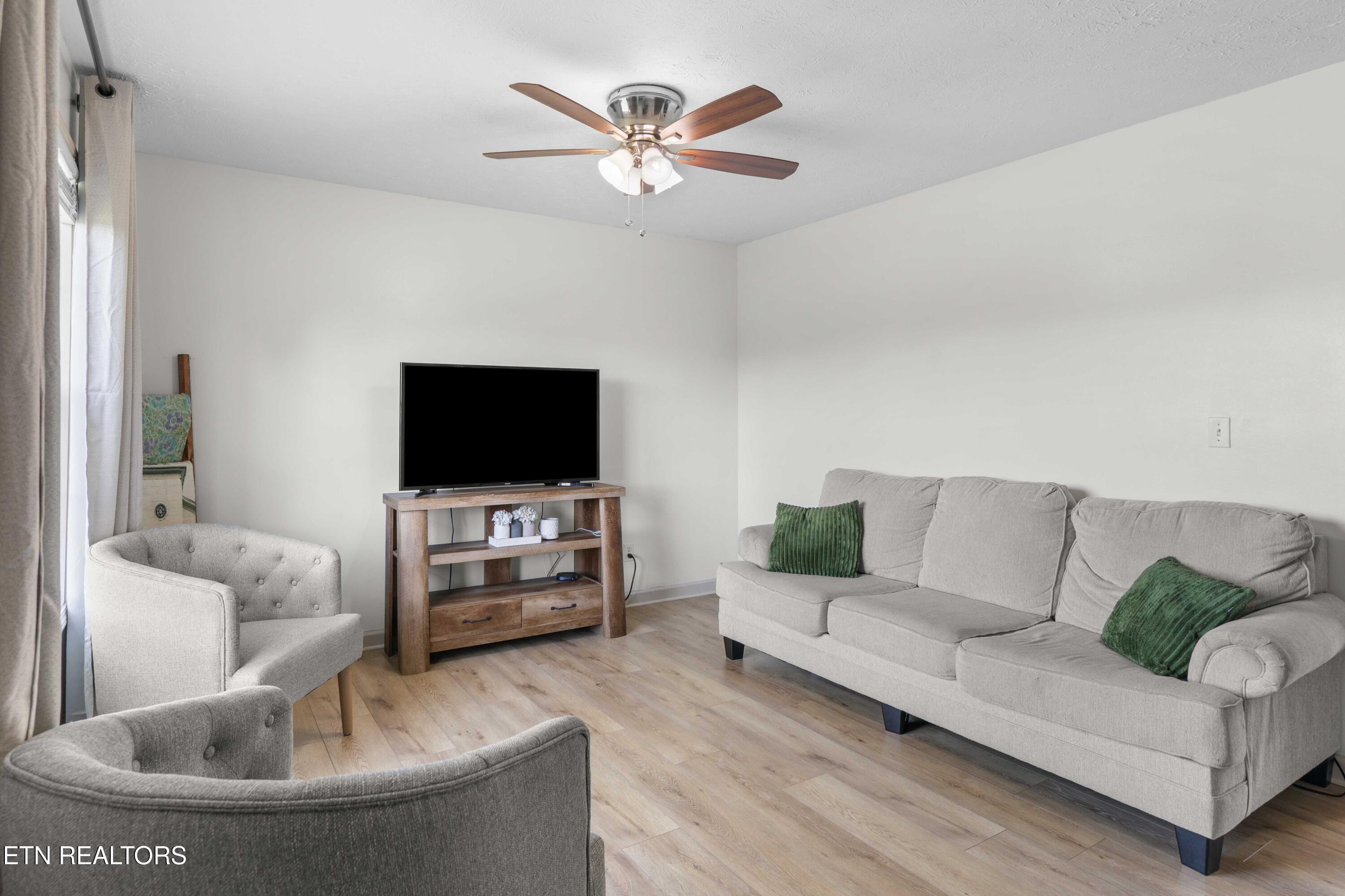 181 Kaysprings Circle