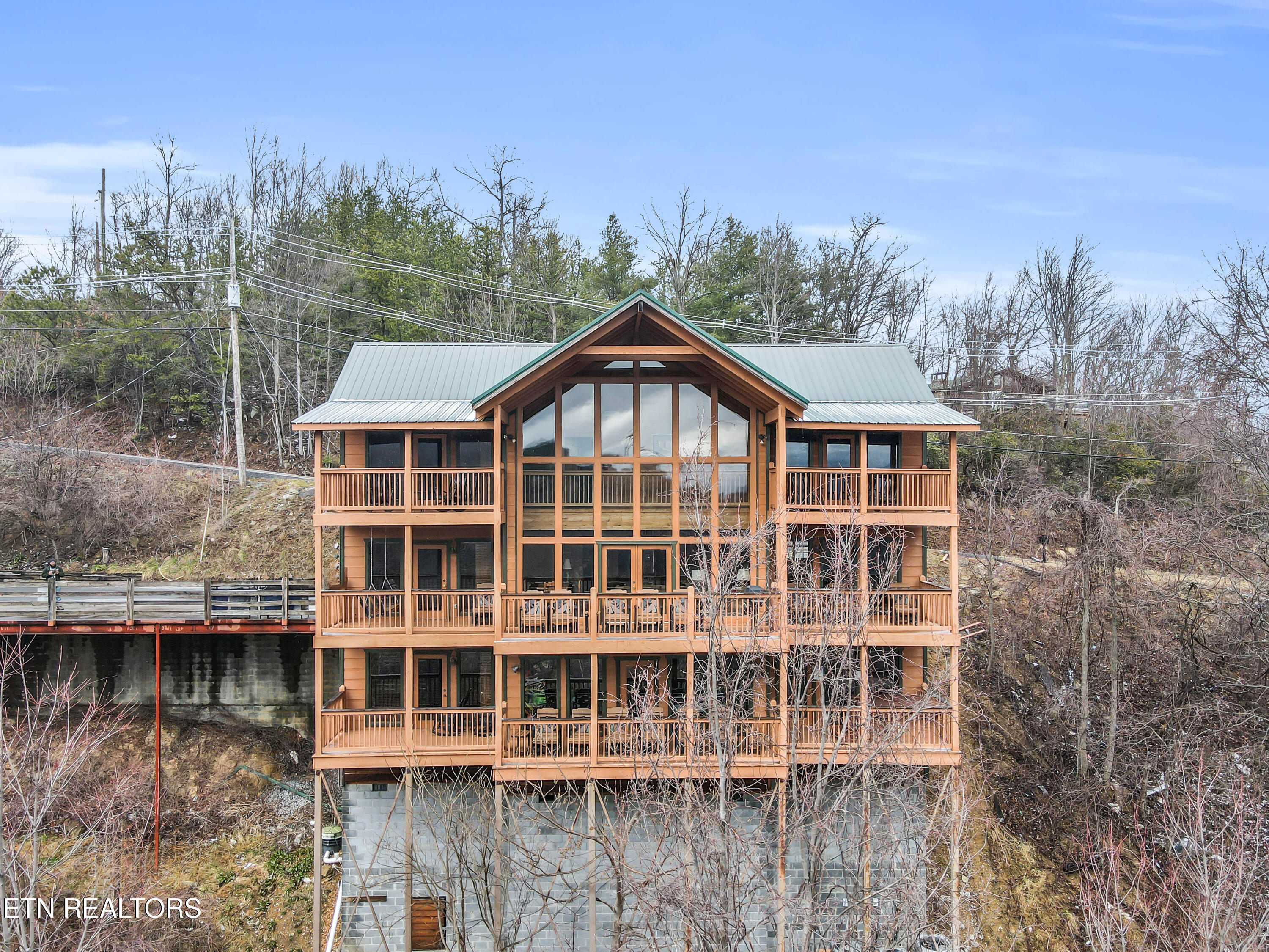 1173 Ski View Drive