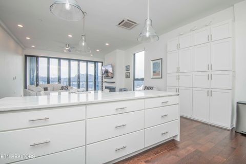 Tiny photo for 608 W Hill Ave #602, Knoxville, TN 37902 (MLS # 1328306)