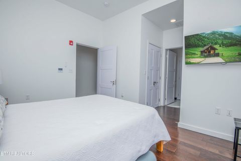 Tiny photo for 608 W Hill Ave #602, Knoxville, TN 37902 (MLS # 1328306)