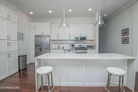 Tiny photo for 608 W Hill Ave #602, Knoxville, TN 37902 (MLS # 1328306)