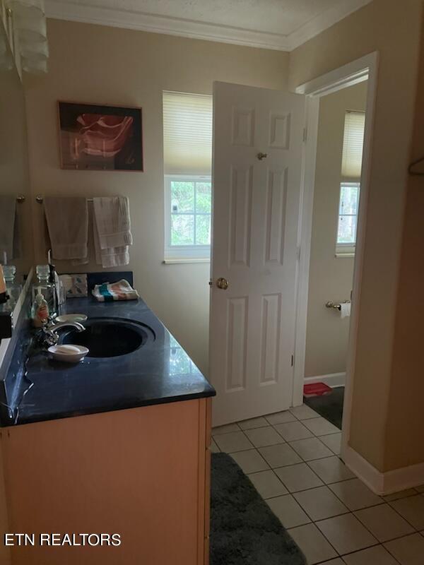 Photo 10 of 16 of 203 Hawthorn Loop house