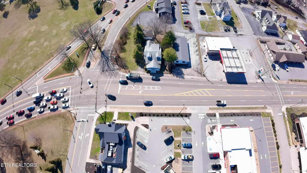 Photo of 615 S Washington St, Maryville, TN 37804 (MLS # 1331065)