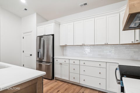 Tiny photo for 111 Alpine Drive, Clinton, TN 37716 (MLS # 1343360)