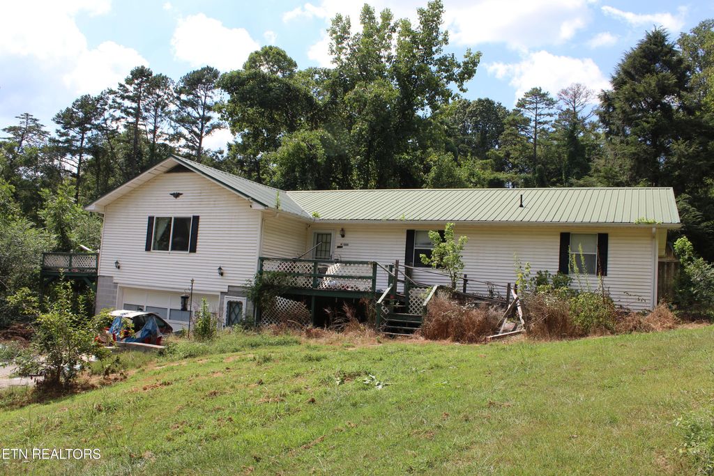 Photo of 1104 Dan Bean Rd, Speedwell, TN 37870 (MLS # 1313131)