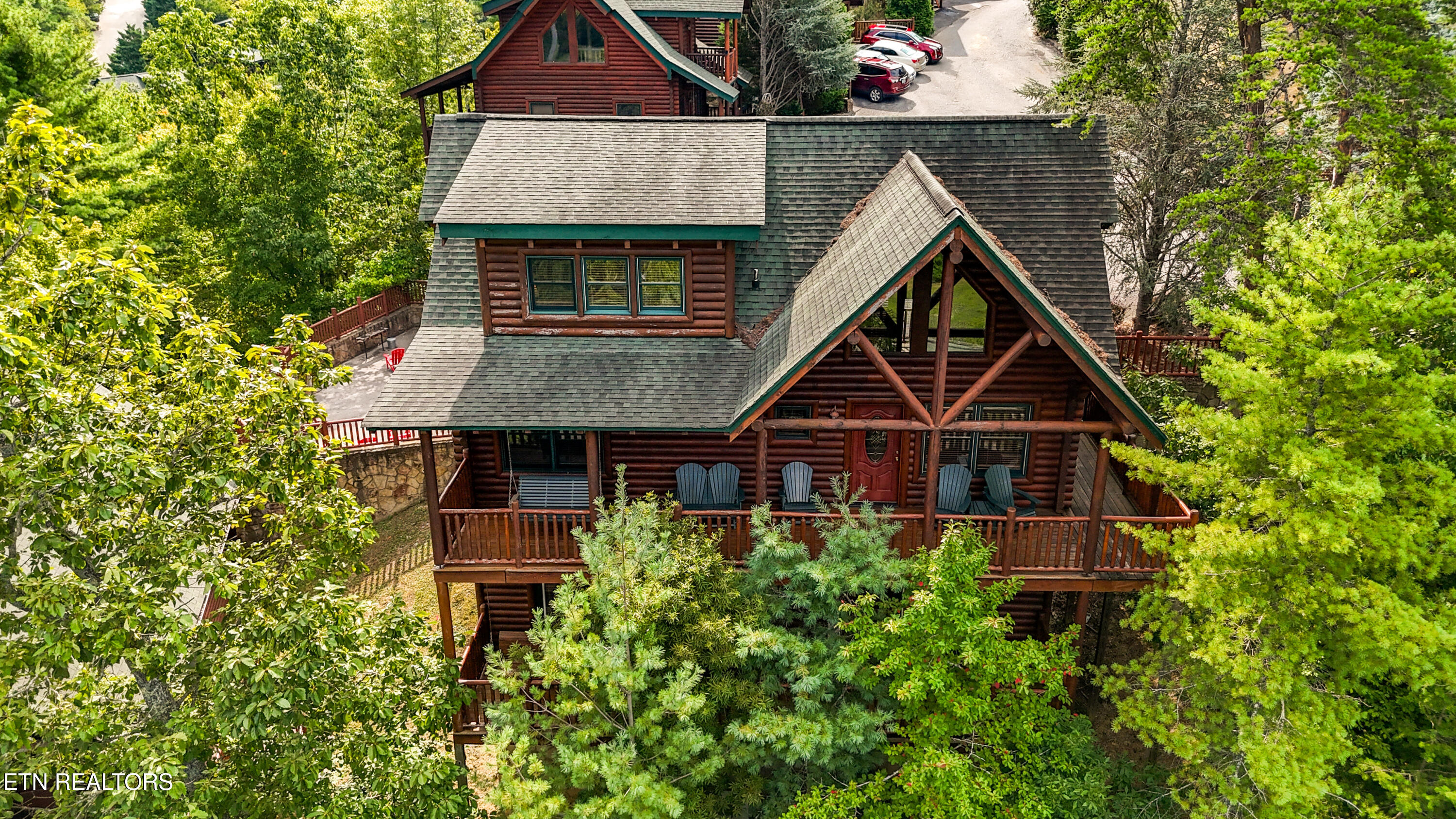 2301 Hollow Branch Way
