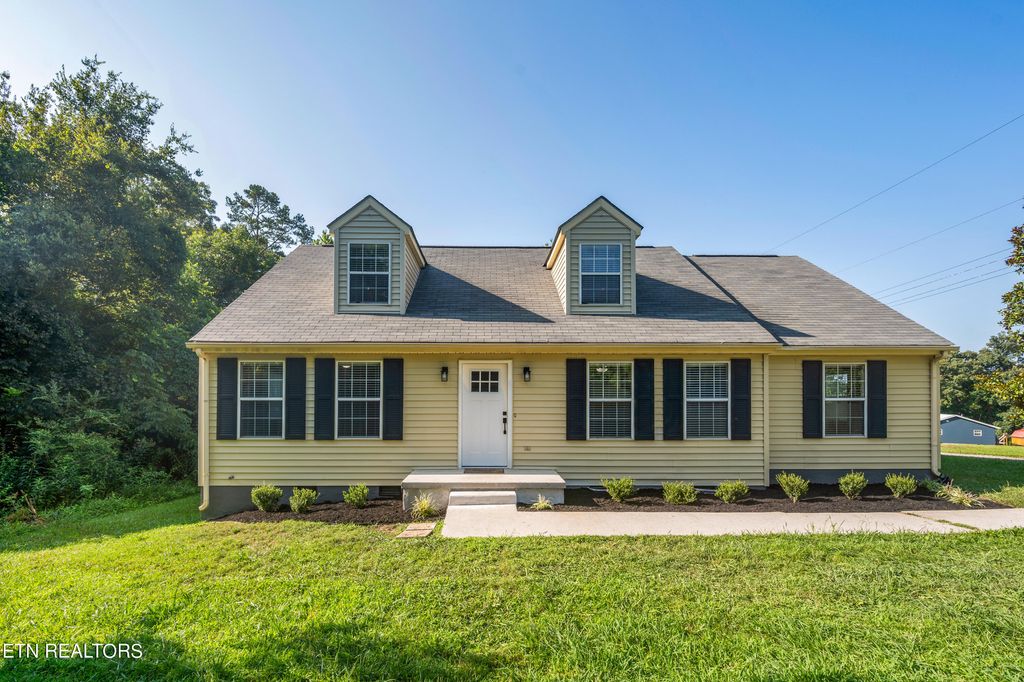 Photo of 9708 Smoky Row Rd, Strawberry Plains, TN 37871 (MLS # 1272575)