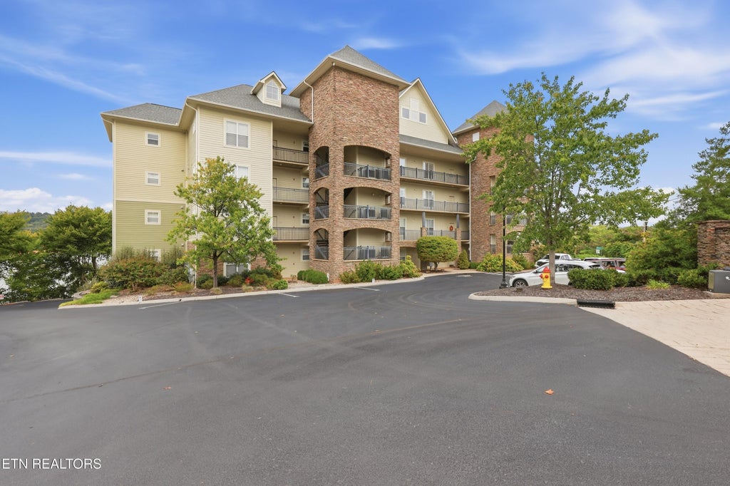 Photo of 132 Sandpiper Lane #A-302, Bean Station, TN 37708 (MLS # 1360653)