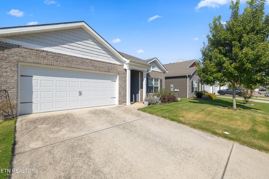 Photo of 8039 Dennis Fox Lane, Knoxville, TN 37938 (MLS # 1353990)
