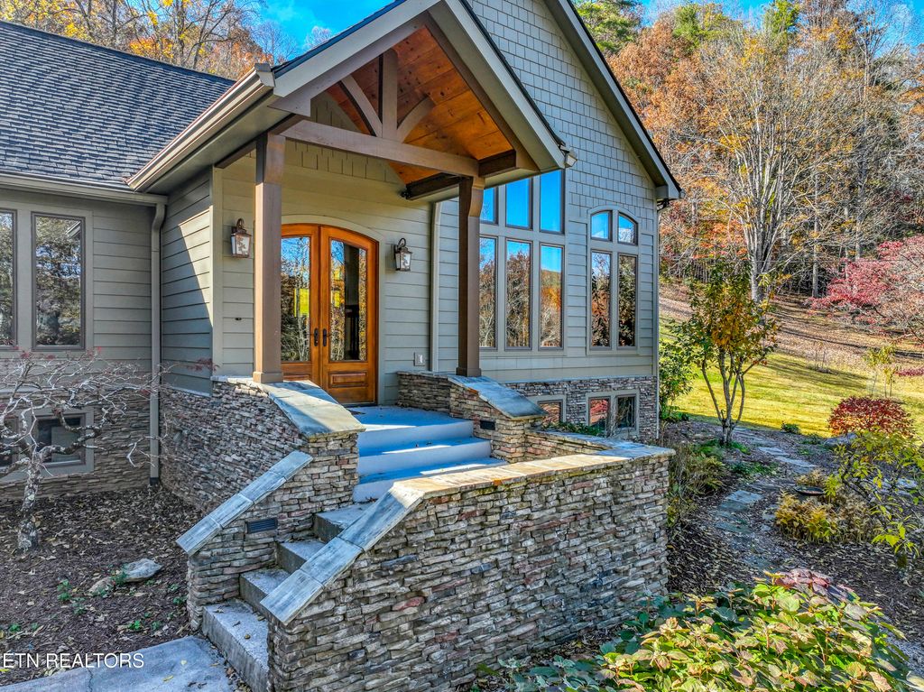 Photo of 6260 E Lamar Alex Pkwy, Walland, TN 37886 (MLS # 1334822)